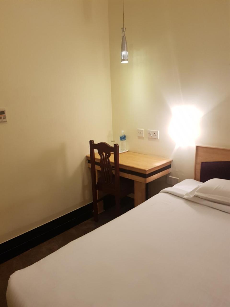P R Pride Inn Pondicherry Exterior photo